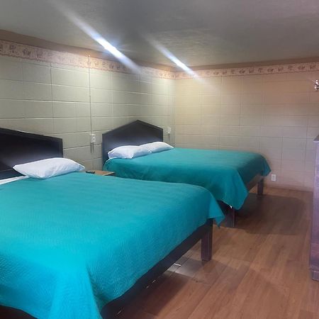 Provo Inn & Suites Екстериор снимка